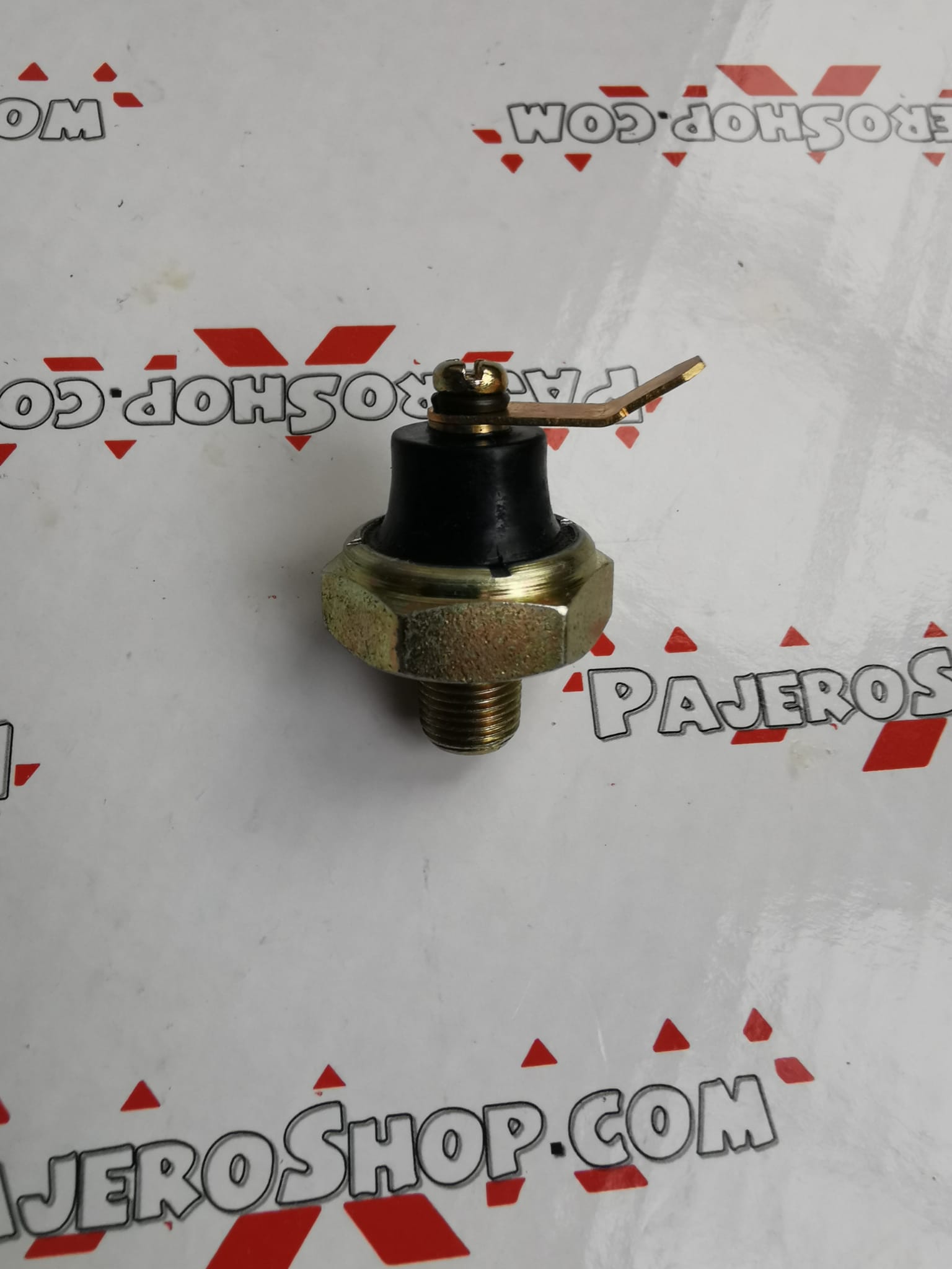 Mitsubishi Pajero Shogun Delica L200 2.5 4D56 2.8 4M40 Oil Pressure Switch (image for) Mitsubishi Pajero Shogun Delica L200 2.5 4D56 2.8 4M40 Oil Pressure Switch